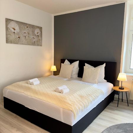 Raha Apartments - Grosses 3 Z-Apartment - Erdgeschoss - Domplatz - Vollausstattung Эрфурт Экстерьер фото